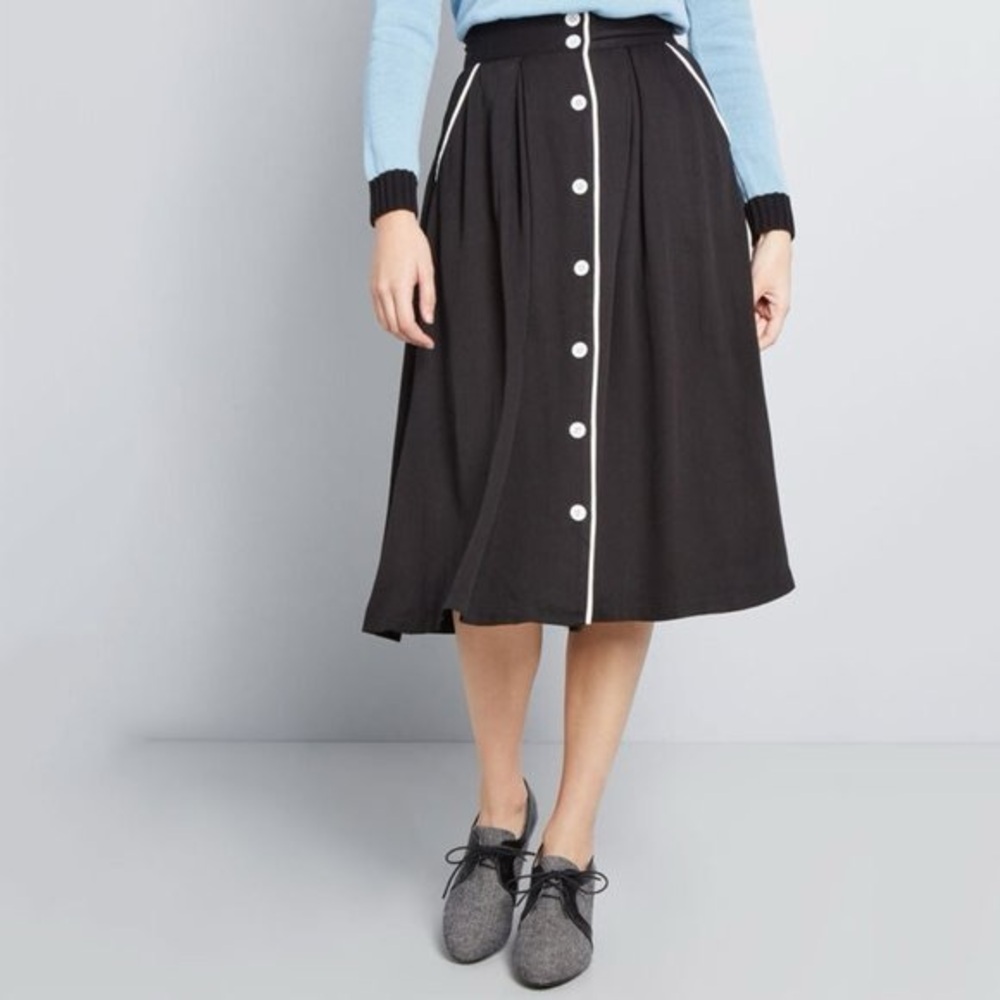 ModCloth Intelligent Involvement Button Front Skirt S - Picture 1 of 14